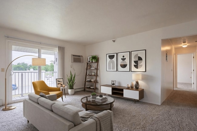 Stoughton Estates Apartments