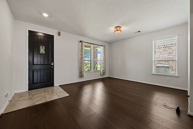 20602 Pioneer Oak Ln
