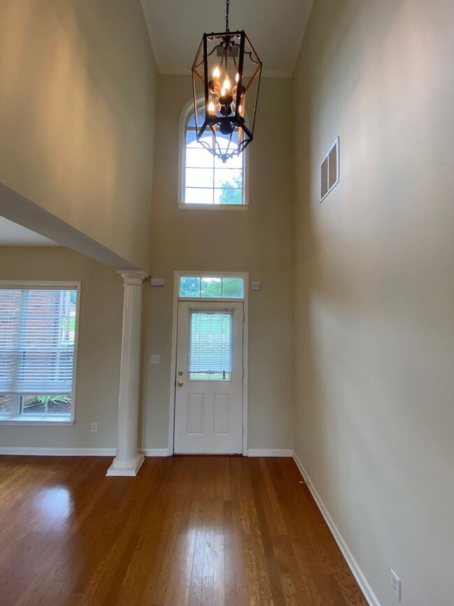 Photo - LARGE AND SPACIOUS HOME IN BARTLETT/ARLINGTON