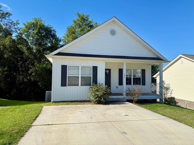 Photo - Spacious 3 Bedroom, 3.5bath in central Joh...