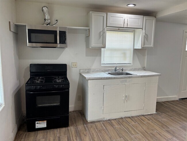 Photo - 6709 Kassarine Pass