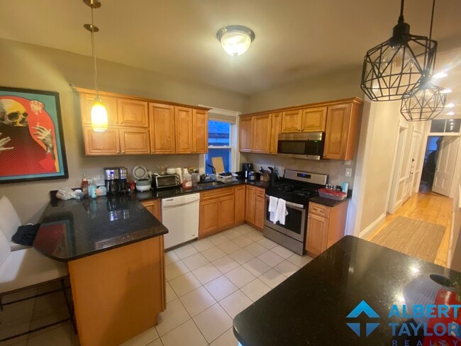 Photo - 13 Sachem St Unidad 3