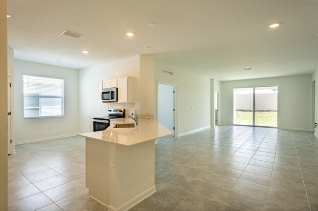 2015 Punch Bowl Ave
