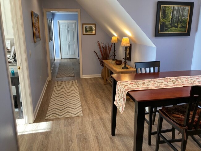 Photo - 2 Orchard Rd Unit 2nd floor