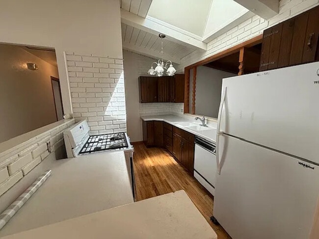 2506 16th Ave