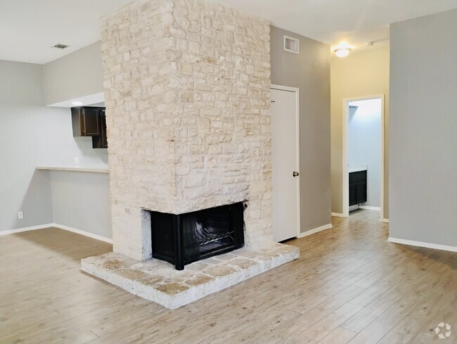 Building Photo - 15014 Spring Creek Unit 103 Rental
