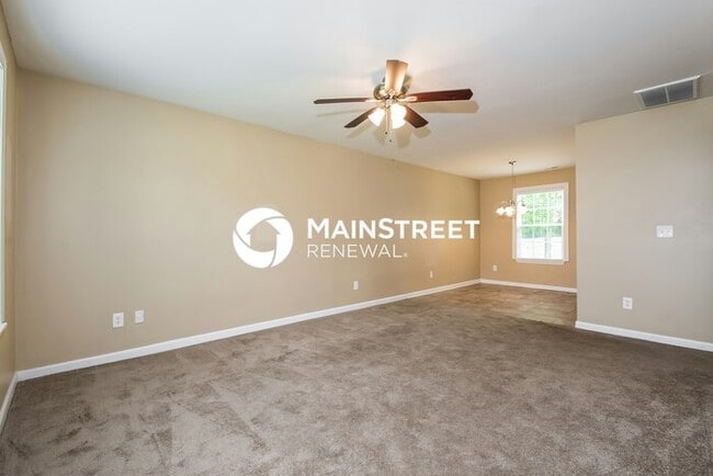 Photo - 3 Bedroom Pet-Friendly Home in Raleigh, NC with Main Street Renewal