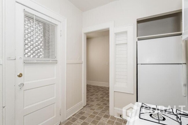 Photo - 741 Ponce De Leon Ct NE