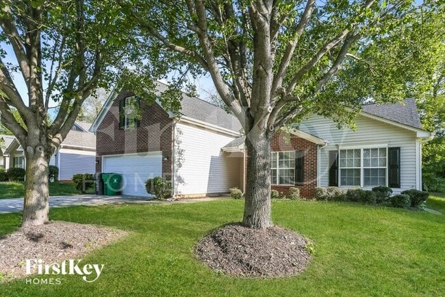 Photo - 11033 Sandboar St