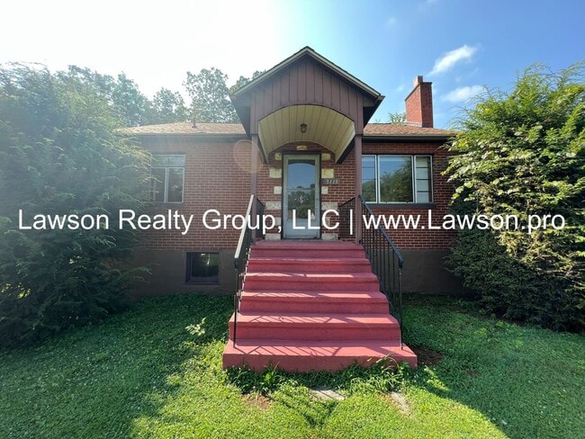 Photo - 3119 King St NE