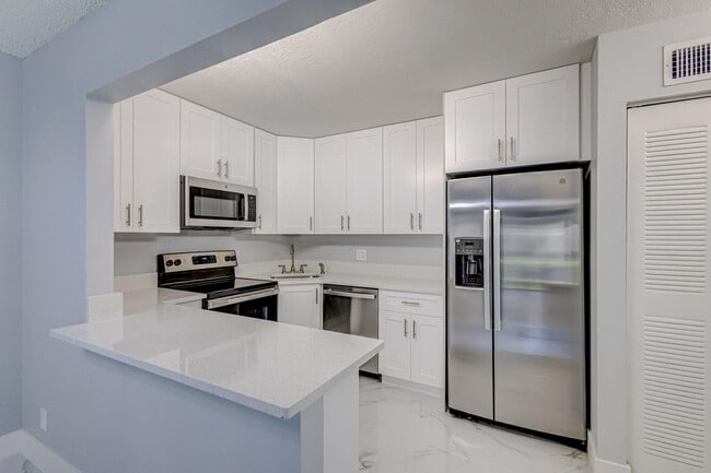 Photo - 4821 Sable Pine Cir Unidad 4821