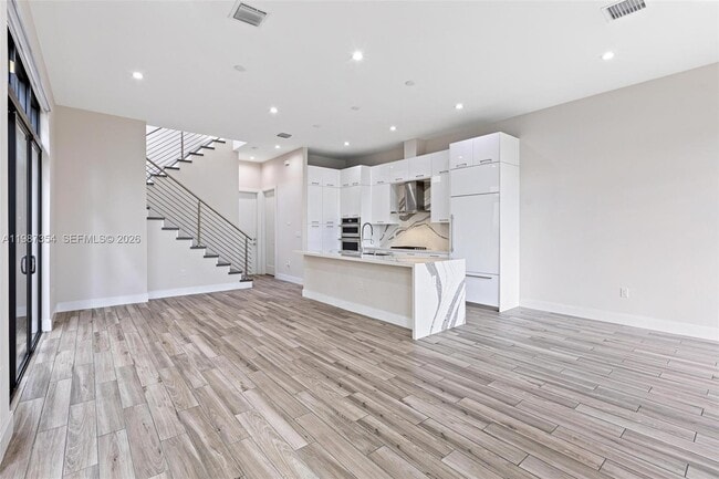 Photo - 8225 NW 43rd St