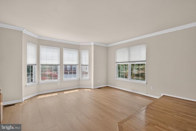 Photo - 5166 Ballycastle Cir