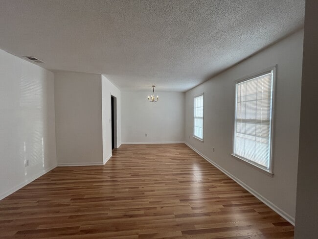 Photo - 1222 Hampton Dr