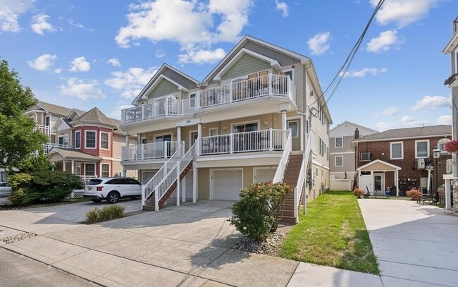 Photo - 206 E Magnolia Ave Condo