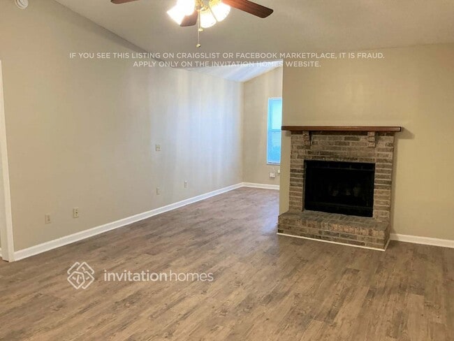 Photo - 10669 Parliament Pl