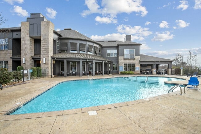 The Maxwell at Highland Creek - The Maxwell at Highland Creek