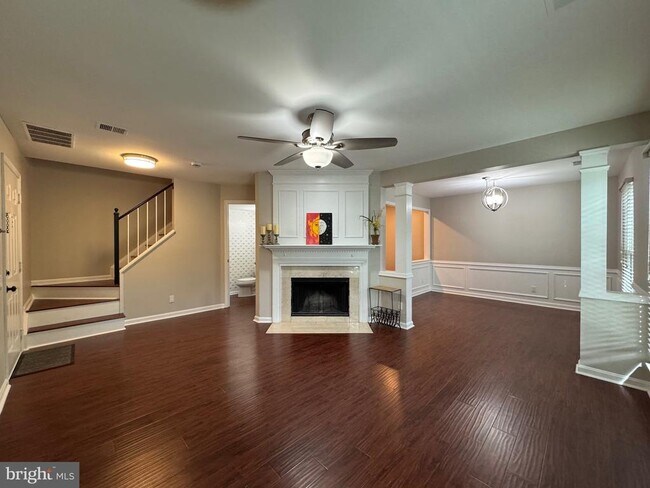 Photo - 8141 Bayonet Way Unit 204