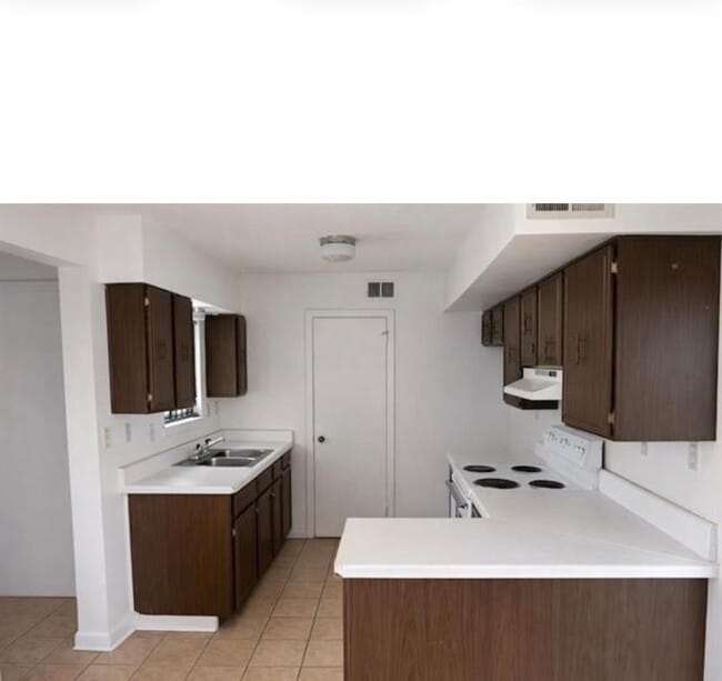 Photo - 4701 Queens Lace Ct