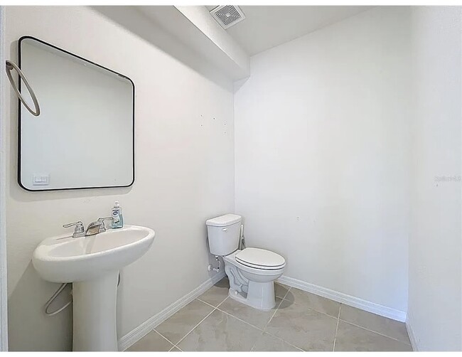 Photo - 2553 Shamrock St