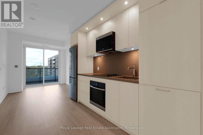 Photo - 60 Central Park Roadway Unité 414