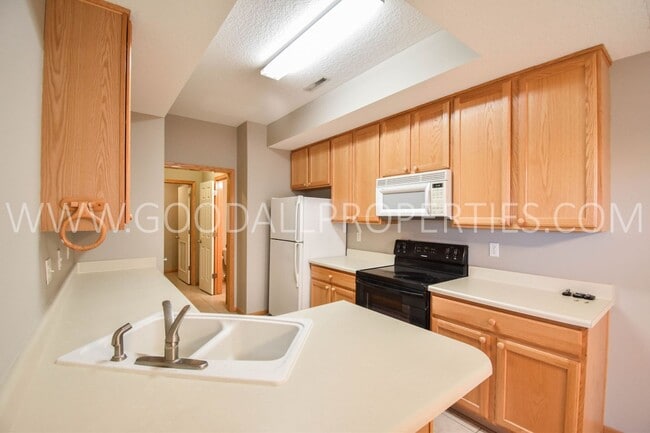 Photo - Beautiful West Des Moines Townhome for Rent
