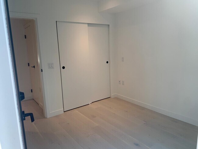 Photo - 540-540 W 28th Ave