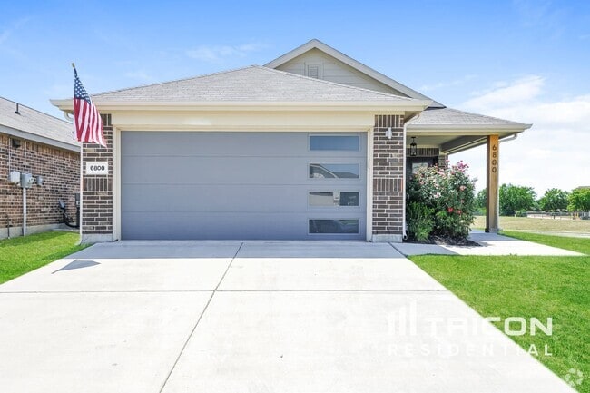 Building Photo - 6800 Turtle Stream Dr Rental