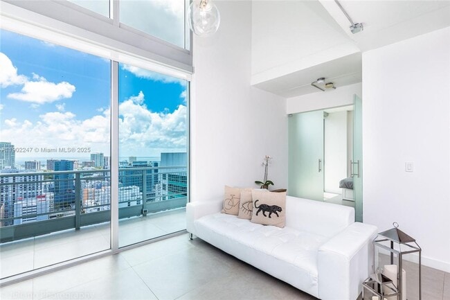 Photo - 690 SW 1st Ct