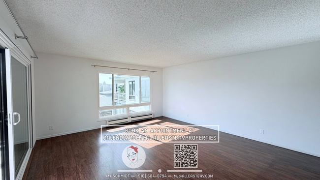 Photo - Sunny, west facing, Large 1 bedroom with tons of storage, includes water/garbage/amenities/parking! Unit 445