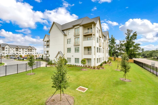 Photo - Highland at Spring Hill