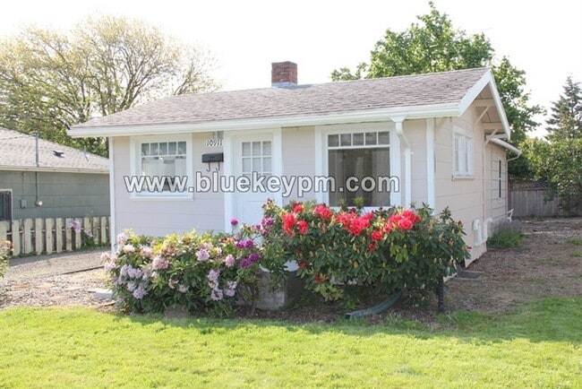 Photo - 10911 SE Myrtle St