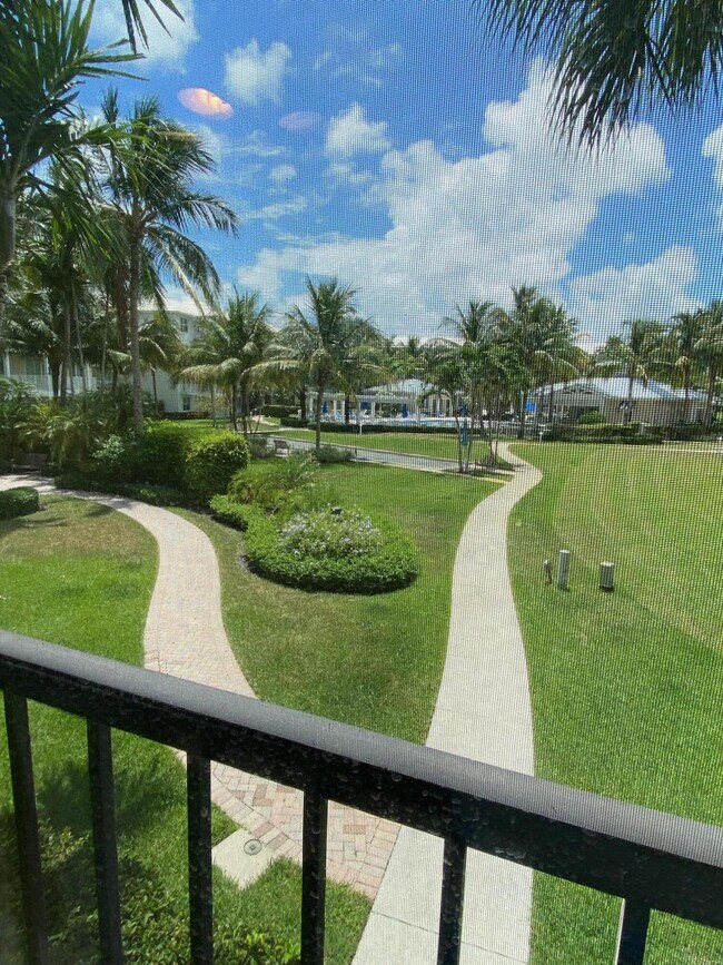 Photo - 123 Bay Colony Dr N Condo