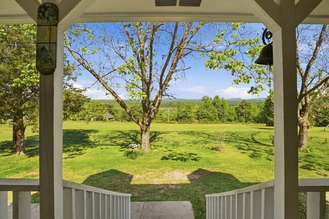 Photo - 1114 Blackjack Rd