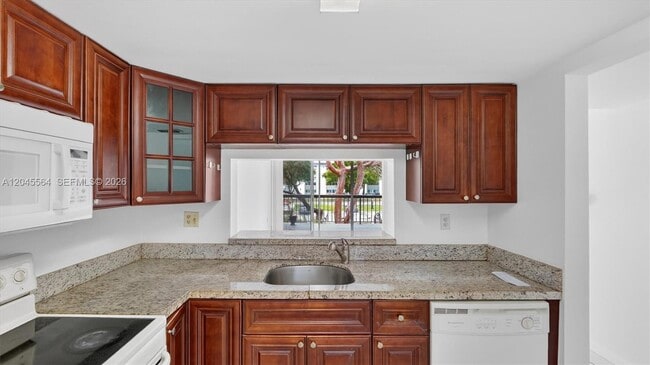Photo - 10975 SW 107th St Unit 202