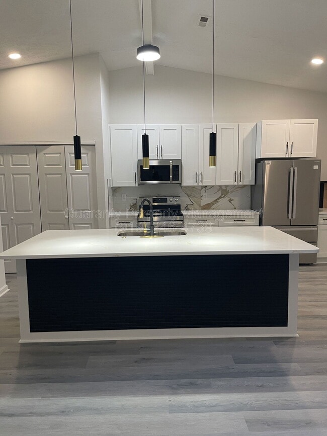 Photo - 8029 McGuire Dr