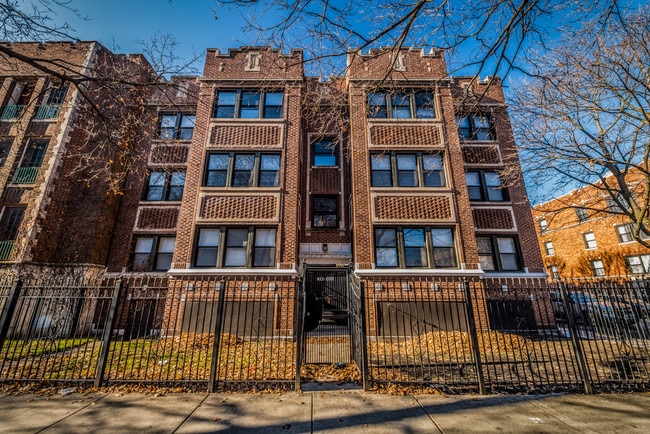 Photo - 8000 S Ellis Ave 947-55 E 80th St Chicago, IL 60619