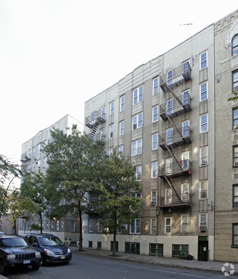 2264 Creston Ave - 2264 Creston Ave Apartments