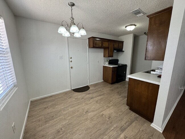 Well Maintained 2 bedroom 1 bath