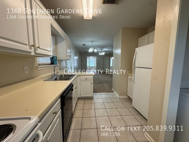 Photo - 1368 Southern Gardens Dr