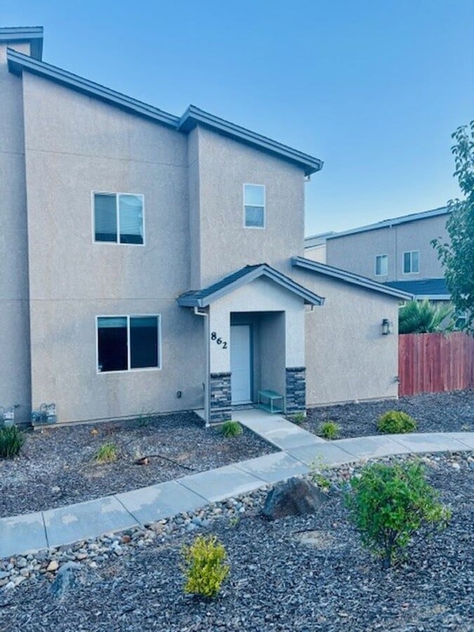 FOUR BEDROOM HOME IN SALT CREEK - FOUR BEDROOM HOME IN SALT CREEK