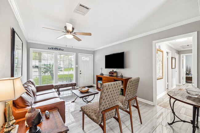 Photo - 5006 Idaho St