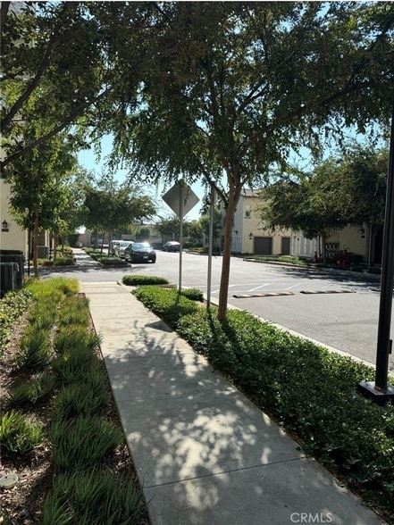 Photo - 142 Lantana Dr