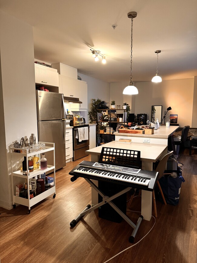 2017-08-01 16:43:18 - 4974 Pl De La Savane Unité 407