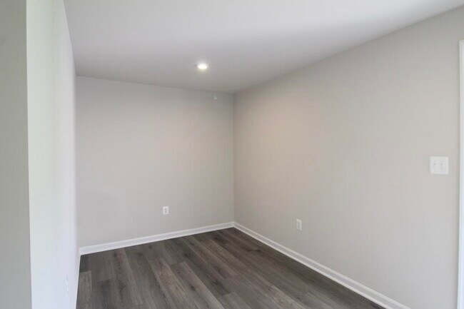 Photo - 34 Apple Wood Ln