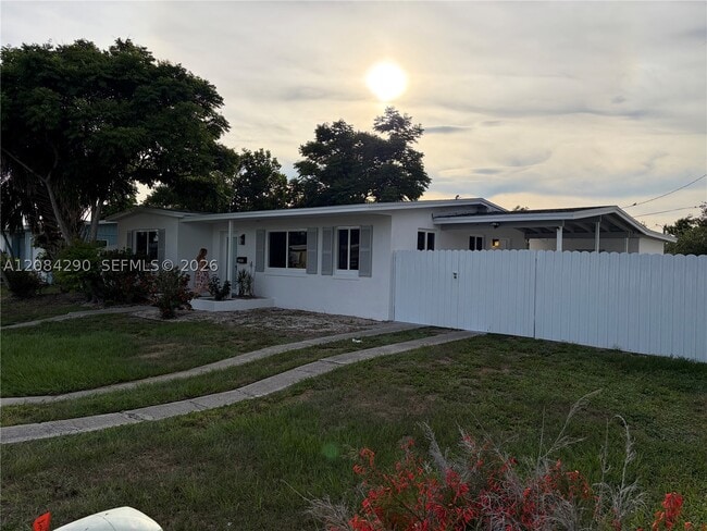 Photo - 22202 Belinda Ave