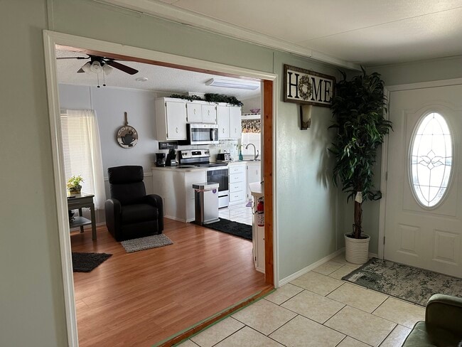 Photo - 37612 Wallington Dr