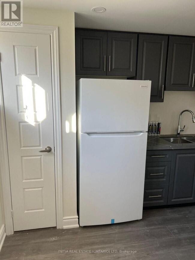 Photo - 772 Magnolia Tsse.