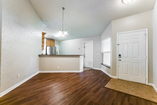 Photo - 7757 Fox Knoll Pl Casa