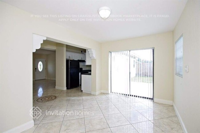 Photo - 7034 Pender Way